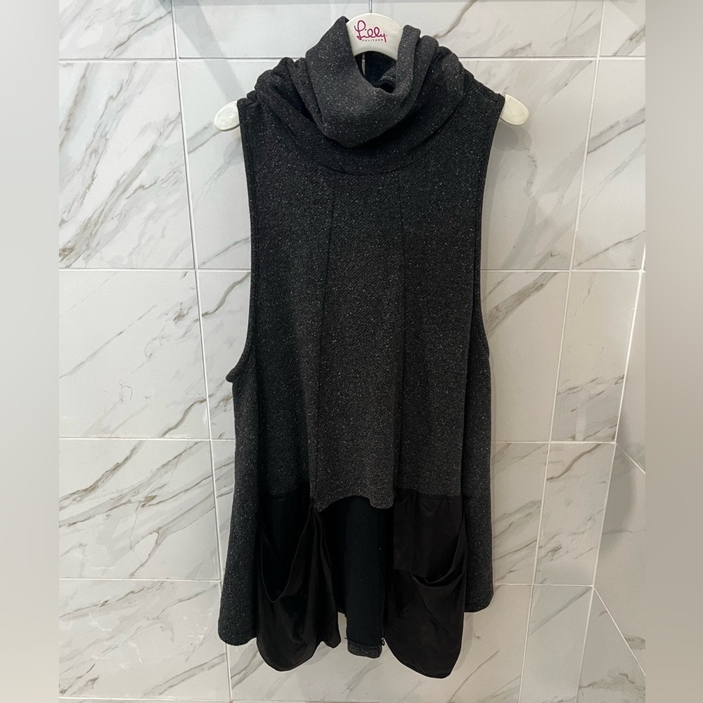 Alembika turtleneck sweater top
